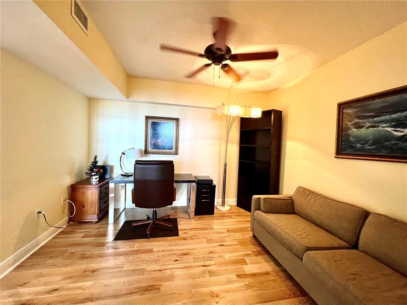Image 32 of 53 For 6001 Ocean Dr  706