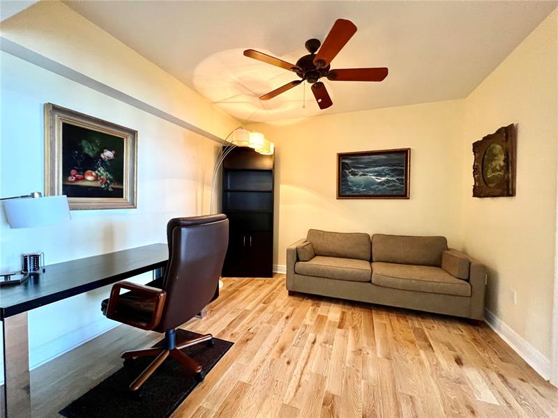 Image 33 of 53 For 6001 Ocean Dr  706