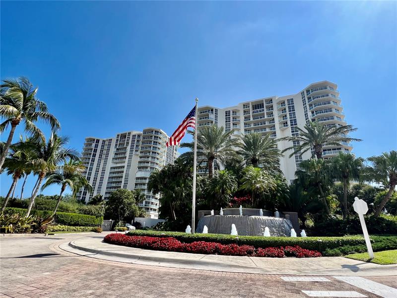 Image 4 of 53 For 6001 Ocean Dr  706
