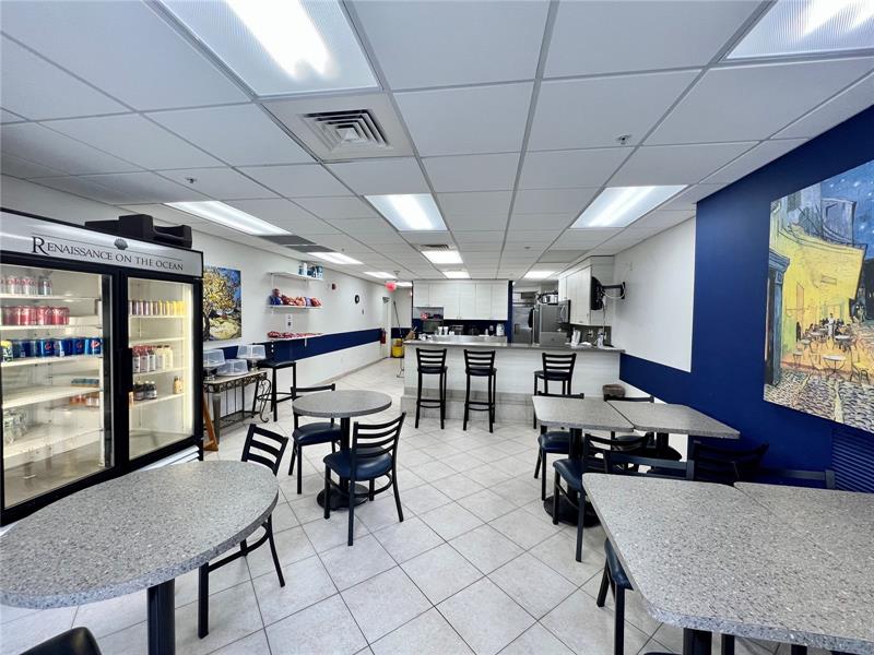 Image 45 of 53 For 6001 Ocean Dr  706