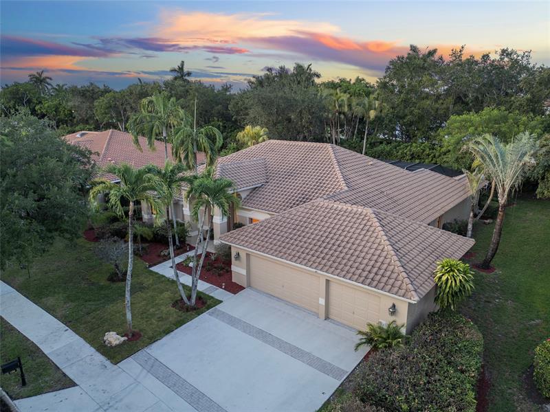 Image 20 of 61 For 1280 Manor Ct