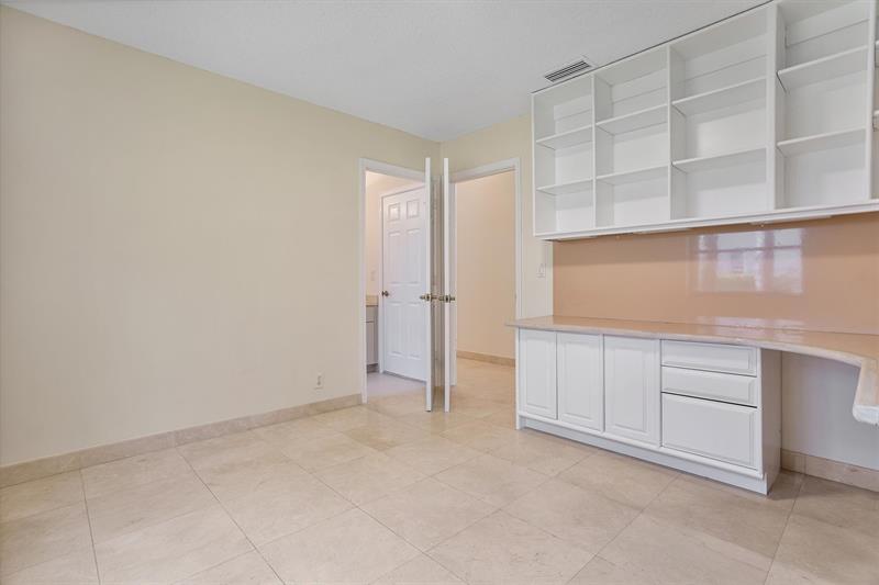 Image 39 of 61 For 1280 Manor Ct