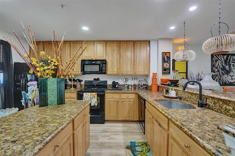 Image 6 of 25 For 617 2nd Drive