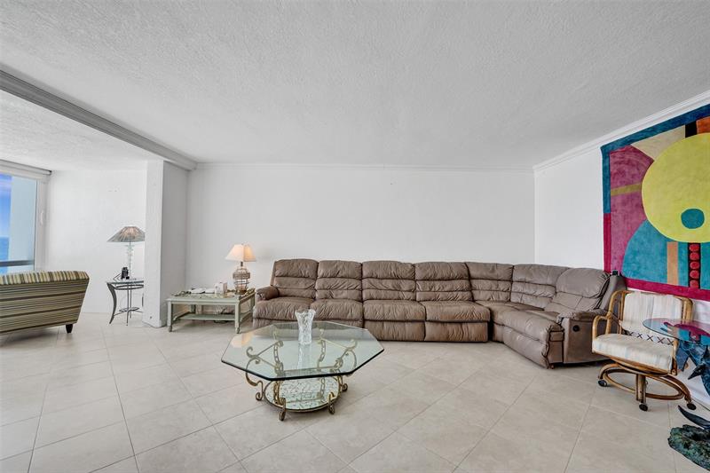 Image 12 of 46 For 3600 Galt Ocean Dr  8e