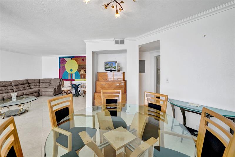 Image 17 of 46 For 3600 Galt Ocean Dr  8e