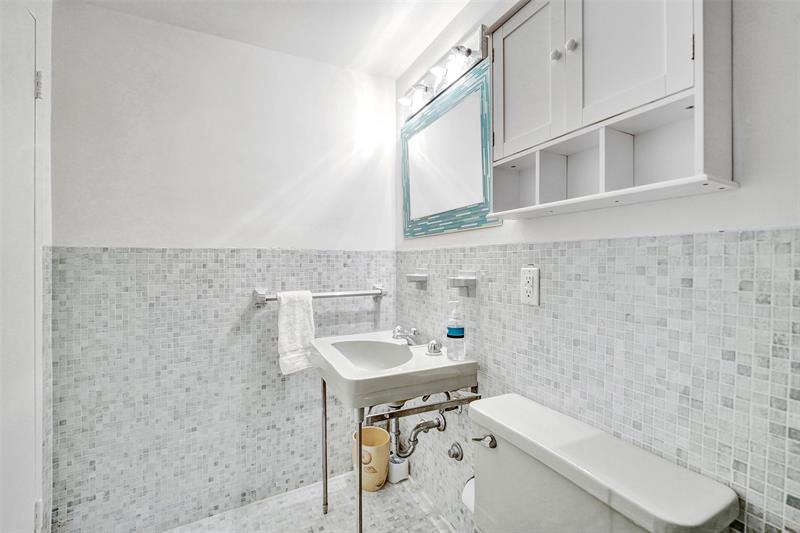 Image 31 of 46 For 3600 Galt Ocean Dr  8e