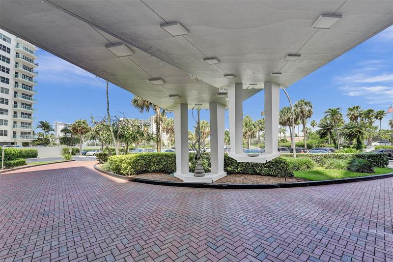 Image 9 of 46 For 3600 Galt Ocean Dr  8e