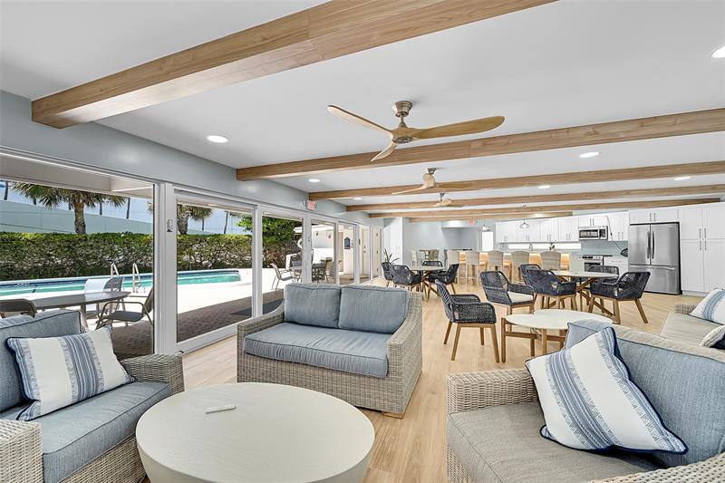 Image 41 of 77 For 1530 Ocean Blvd  12