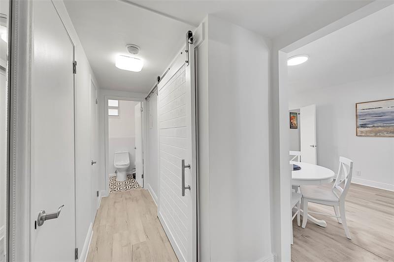 Image 45 of 77 For 1530 Ocean Blvd  12