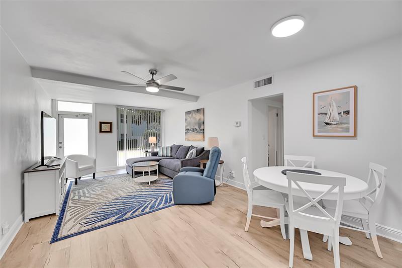 Image 51 of 77 For 1530 Ocean Blvd  12