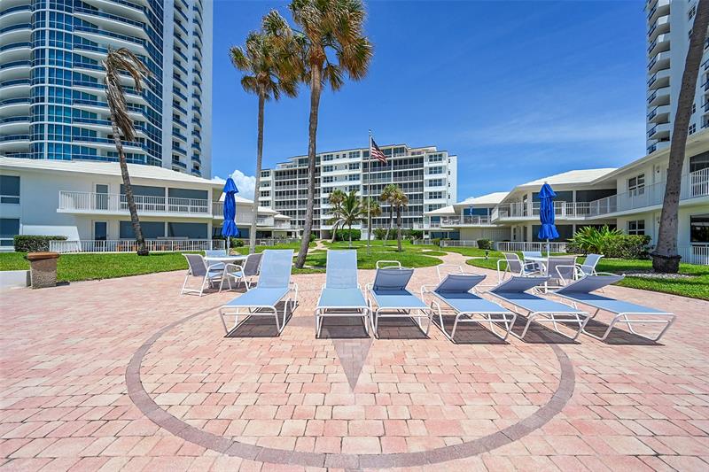 Image 56 of 77 For 1530 Ocean Blvd  12