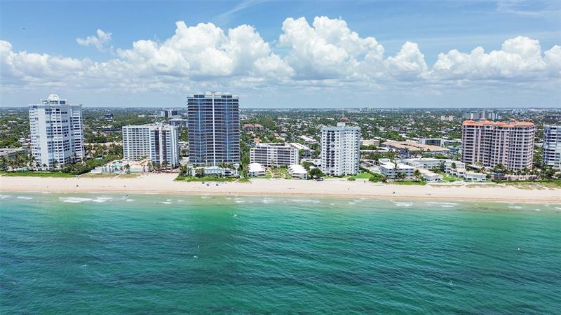 Image 61 of 77 For 1530 Ocean Blvd  12