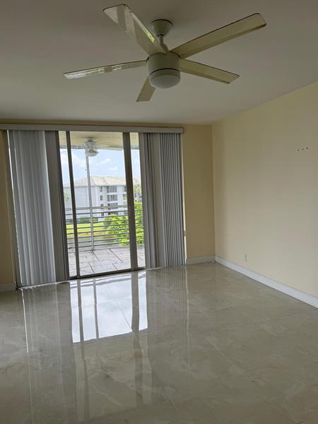 Image 8 of 22 For 9420 Poinciana Pl  416
