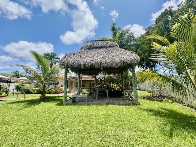 Image 3 of 20 For 3720 Coral Hills Drive