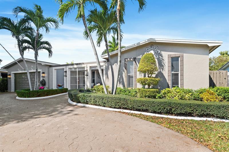 Details for 1400 114th Ave, Pembroke Pines, FL 33026