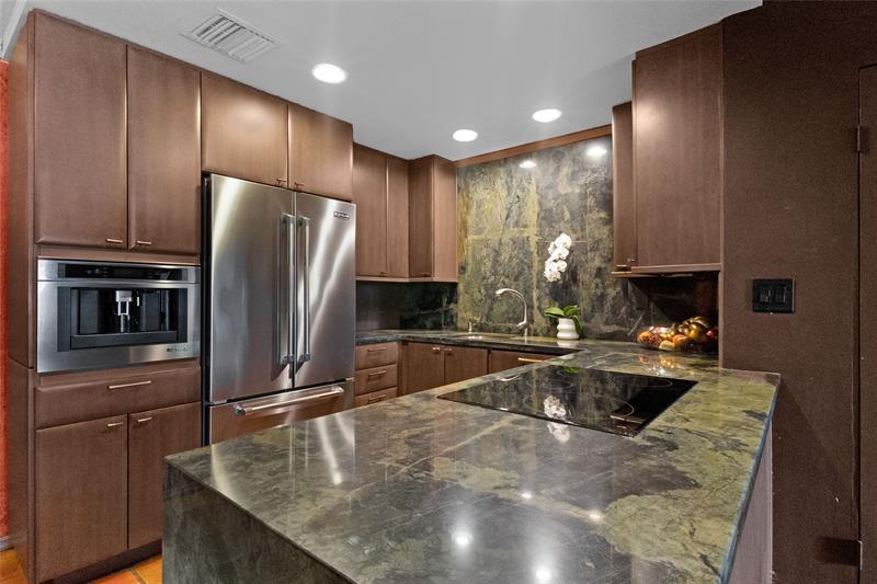 Image 6 of 41 For 1501 15th Street  2-2
