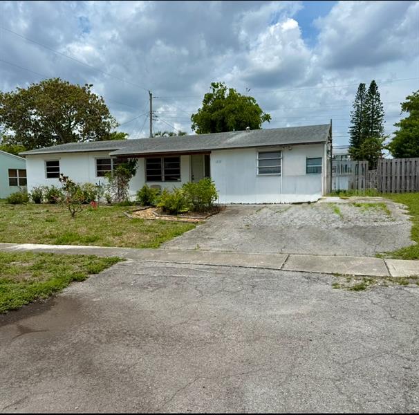 Listing Details for 1437 1st Ave, Deerfield Beach, FL 33441