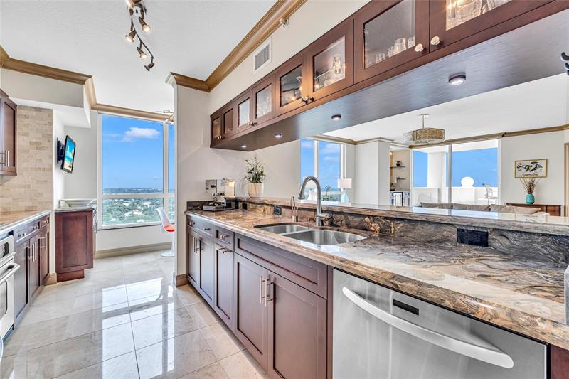 Image 19 of 56 For 610 Las Olas Blvd  1911n