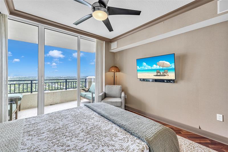 Image 35 of 56 For 610 Las Olas Blvd  1911n