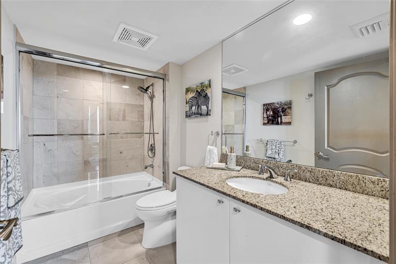 Image 41 of 56 For 610 Las Olas Blvd  1911n