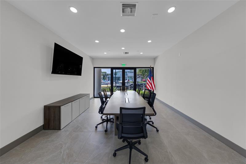 Image 36 of 47 For 900 River Reach Dr  518