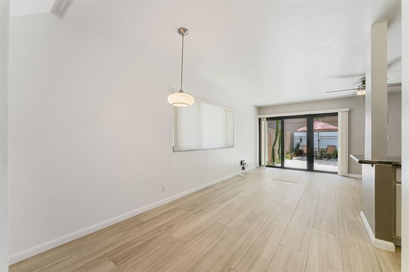Image 8 of 28 For 3900 18th Ave  36h