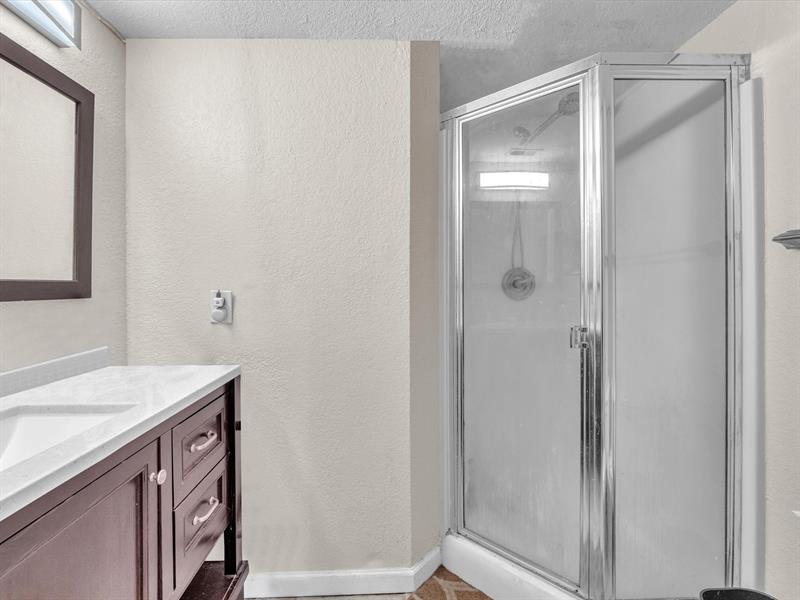 Image 23 of 30 For 8195 Thames Blvd  C