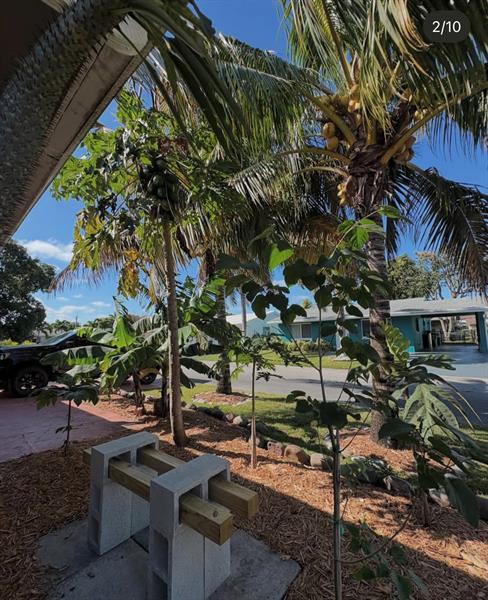 Image 6 of 11 For 5708 48 Ave  