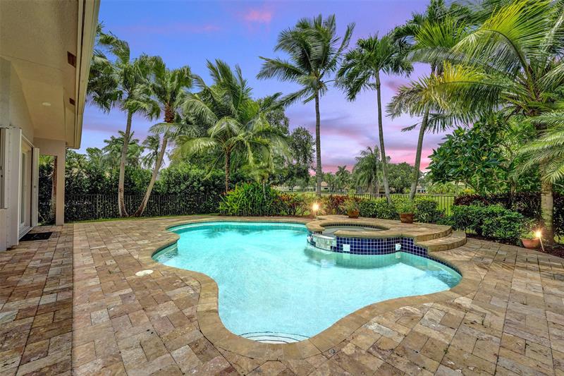 Image 13 of 99 For 2524 Princeton Ct