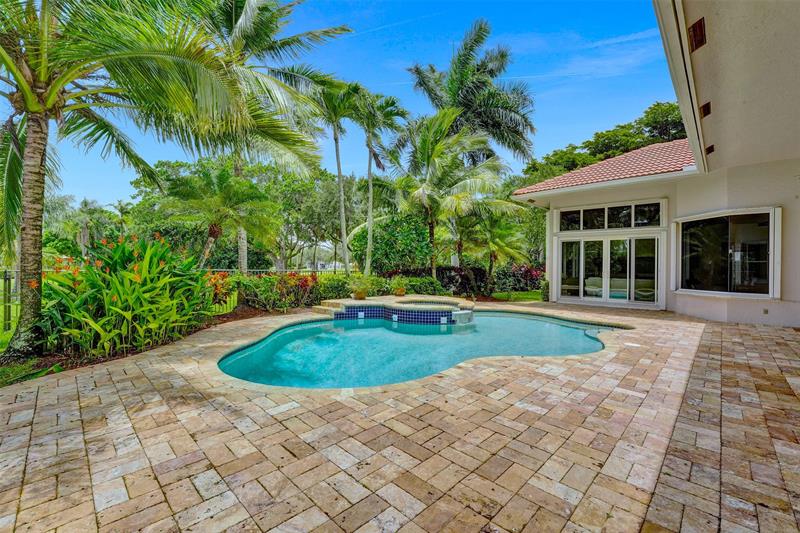 Image 40 of 99 For 2524 Princeton Ct
