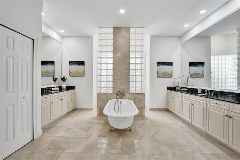 Image 47 of 99 For 2524 Princeton Ct