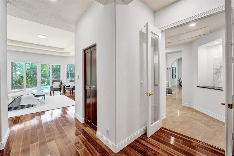 Image 50 of 99 For 2524 Princeton Ct