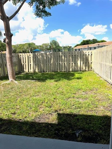 Image 14 of 16 For 11142 37 Street