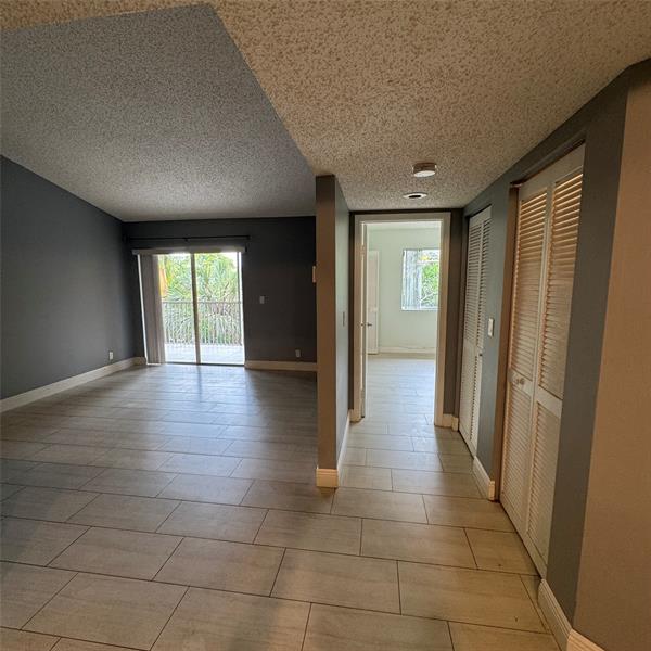Image 10 of 28 For 4015 Mcnab Rd  307d
