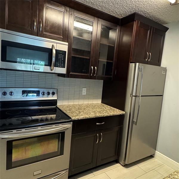 Image 3 of 28 For 4015 Mcnab Rd  307d