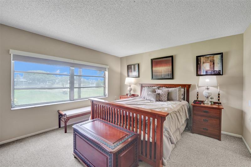 Image 16 of 40 For 4602 Martinique Way F2  4602