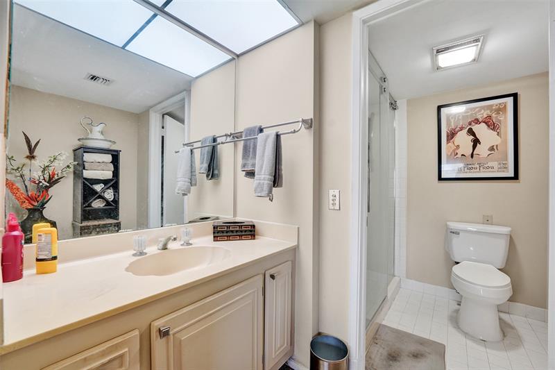 Image 24 of 40 For 4602 Martinique Way F2  4602