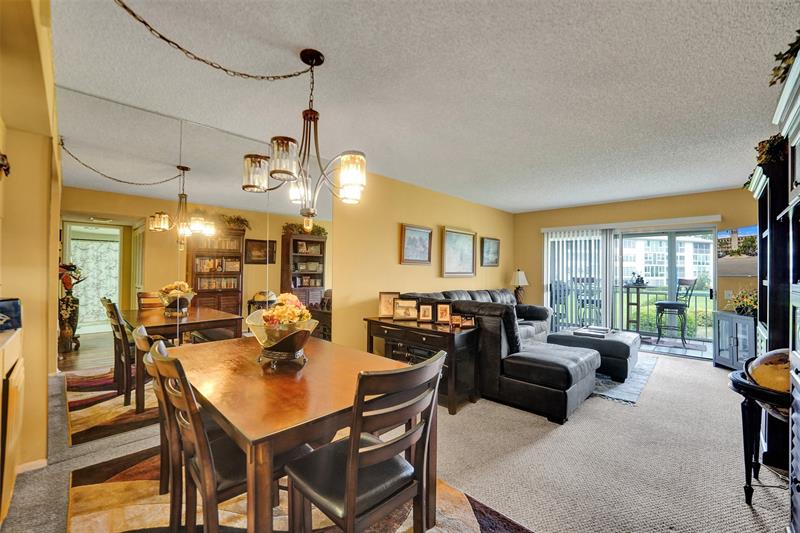 Image 27 of 40 For 4602 Martinique Way F2  4602