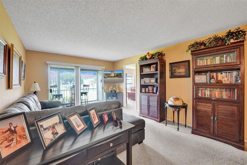 Image 29 of 40 For 4602 Martinique Way F2  4602