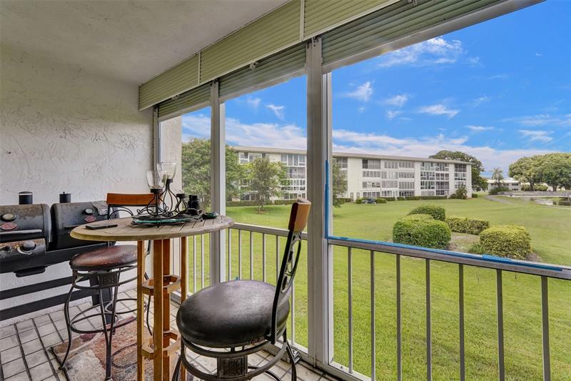 Image 32 of 40 For 4602 Martinique Way F2  4602
