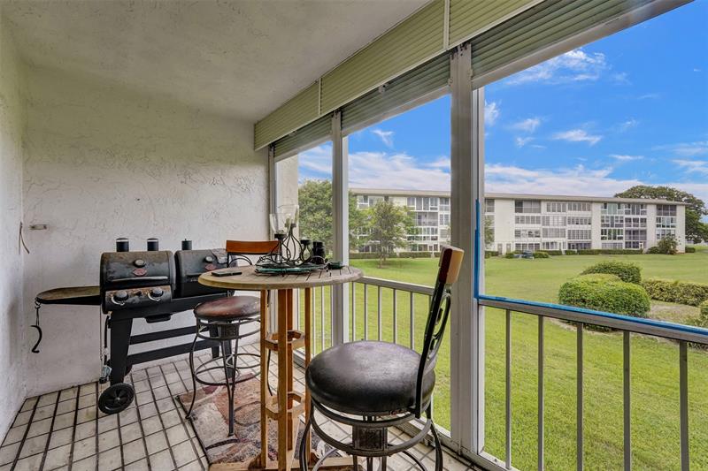 Image 33 of 40 For 4602 Martinique Way F2  4602