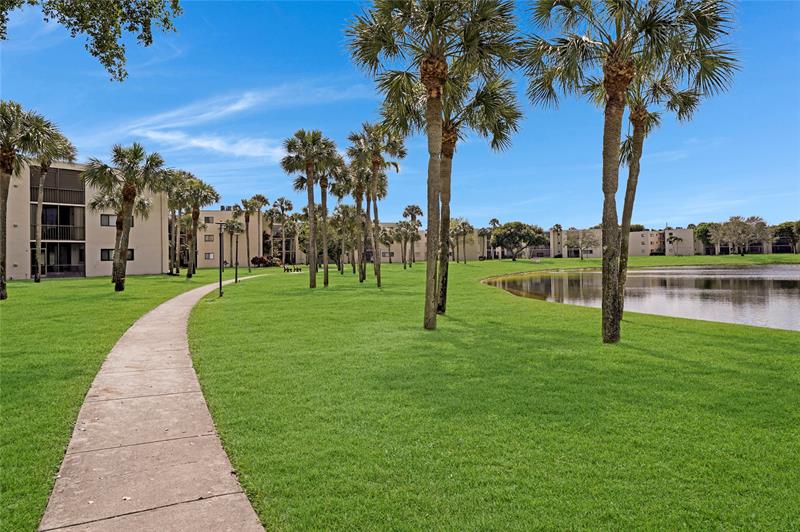 Image 2 of 47 For 5100 Las Verdes Cir  114