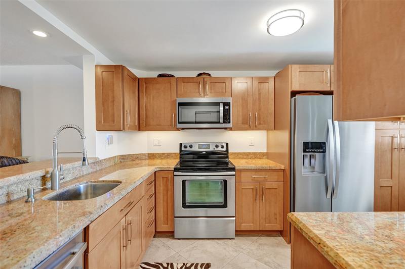Image 13 of 46 For 111 Pompano Beach Blvd  1113