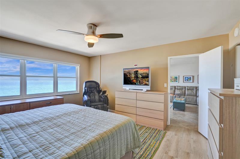 Image 19 of 46 For 111 Pompano Beach Blvd  1113