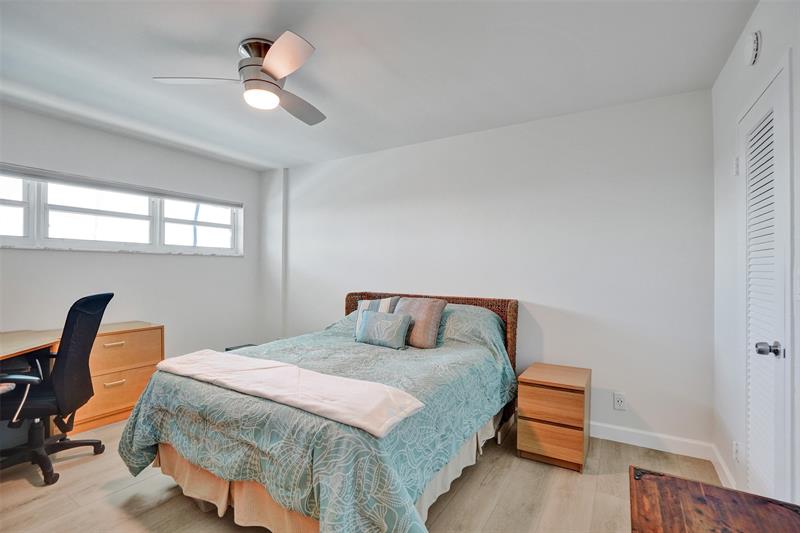Image 26 of 46 For 111 Pompano Beach Blvd  1113