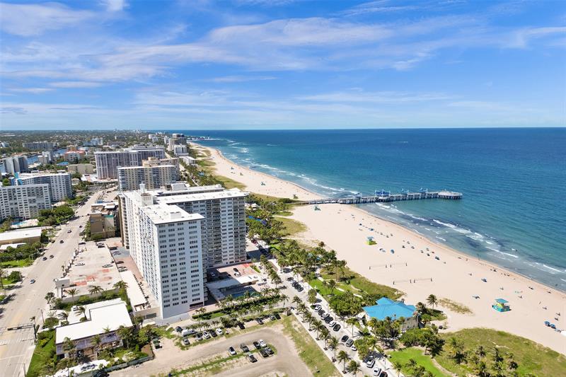 Image 3 of 46 For 111 Pompano Beach Blvd  1113