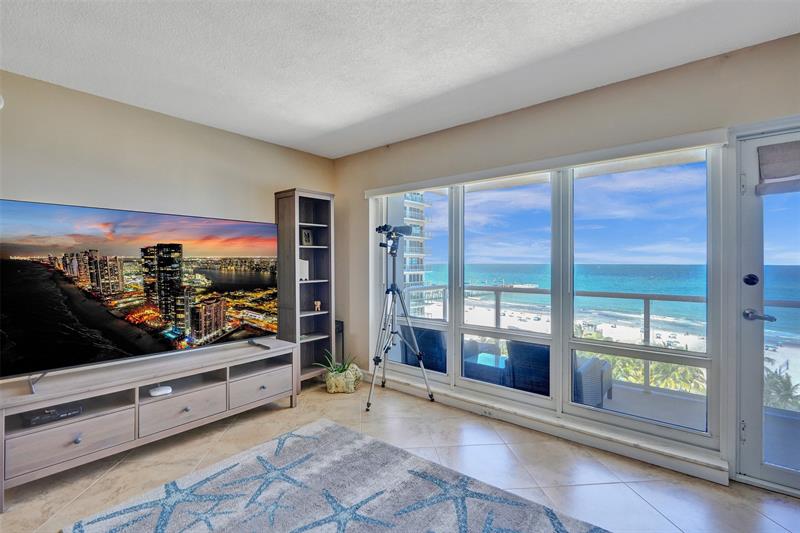 Image 4 of 46 For 111 Pompano Beach Blvd  1113