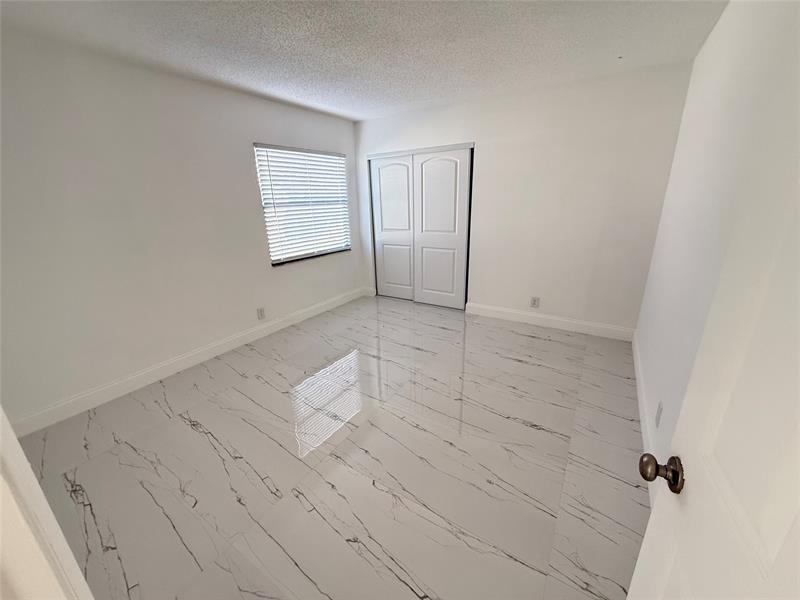 Image 7 of 9 For 7400 11th Ct
