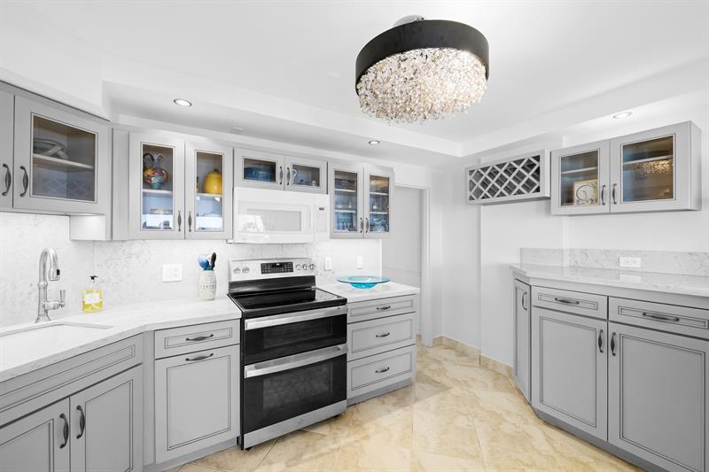 Image 12 of 25 For 111 Pompano Beach Blvd  914