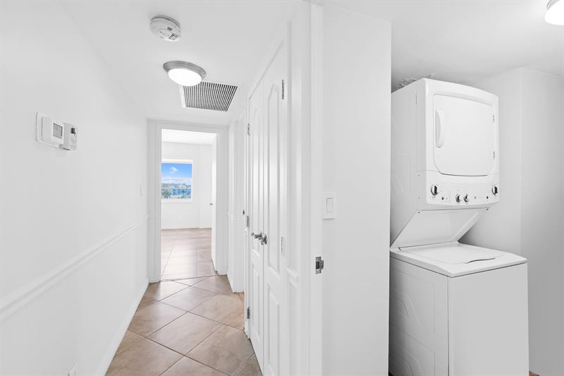 Image 19 of 25 For 111 Pompano Beach Blvd  914